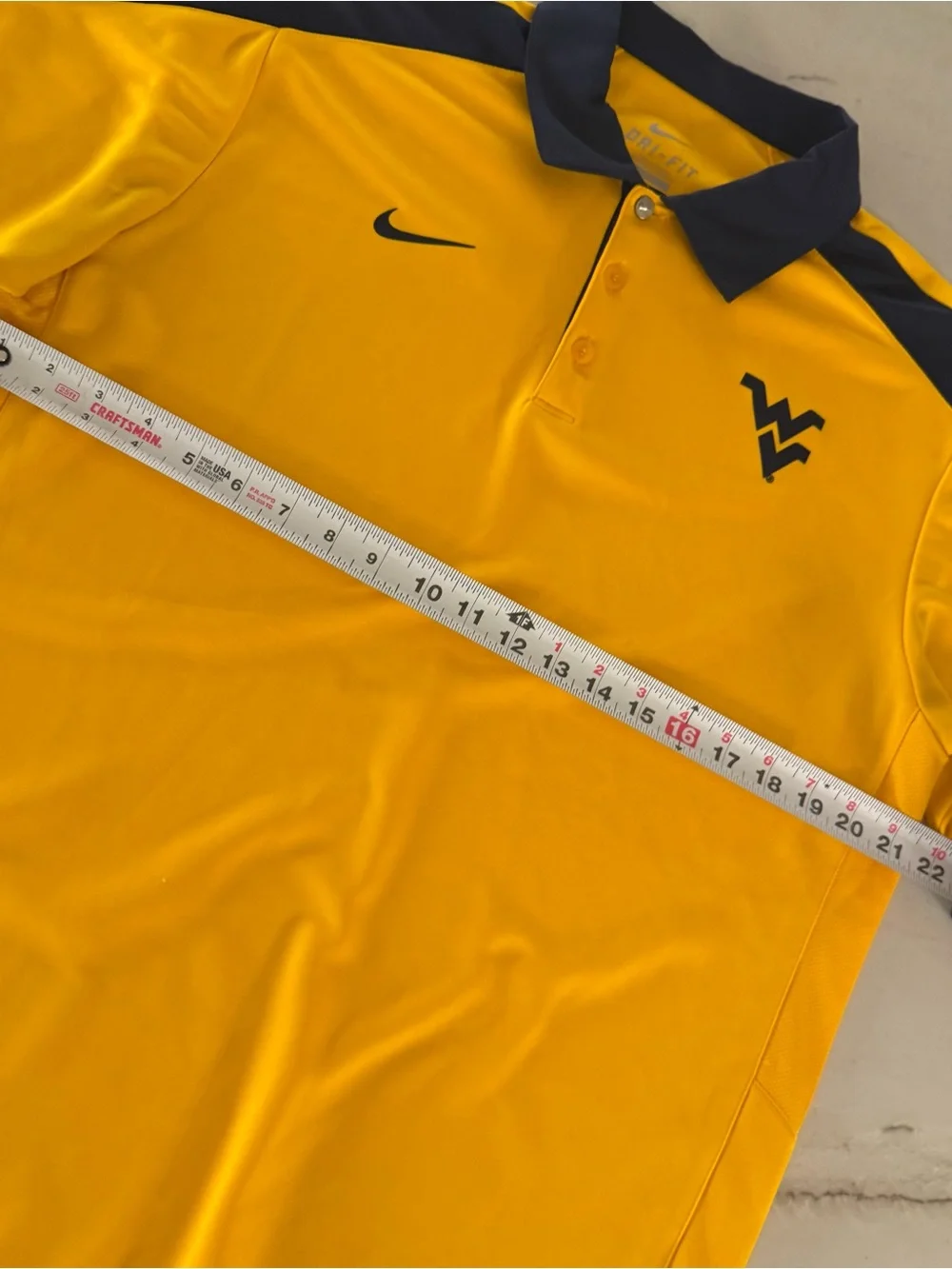 WVU Nike Golf Polo Medium West Virginia Mountaineers Big 12 Yellow